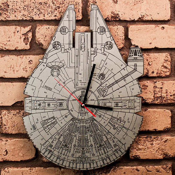 Millennium-Falcon-Clock