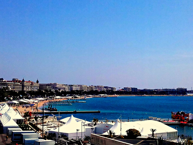 Instantané de Cannes : Un dimanche sous le soleil, exactement !