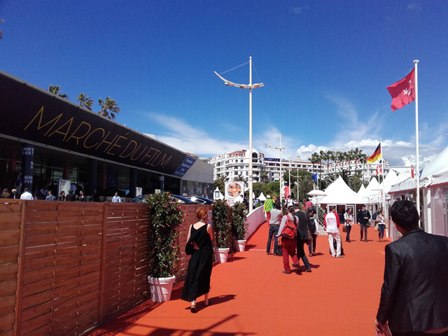 Instantané de Cannes : Le Festival des professionnels de la profession