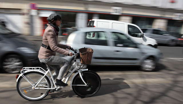 Rool’in, une roue électrique à adapter sur votre roue de vélo