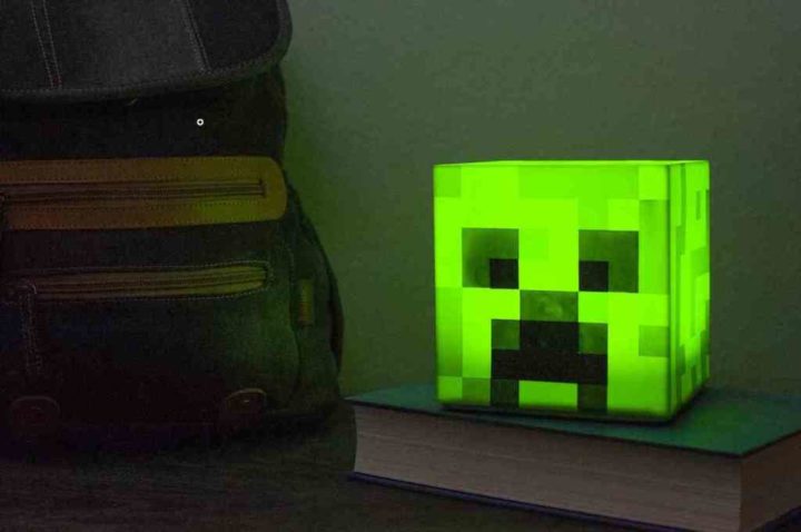 Calendrier de l'Avent MaXoE (06/12) : Un Creeper (Minecraft) pour illuminer  votre intérieur (Design / Déco, PC, Xbox One) - MaXoE